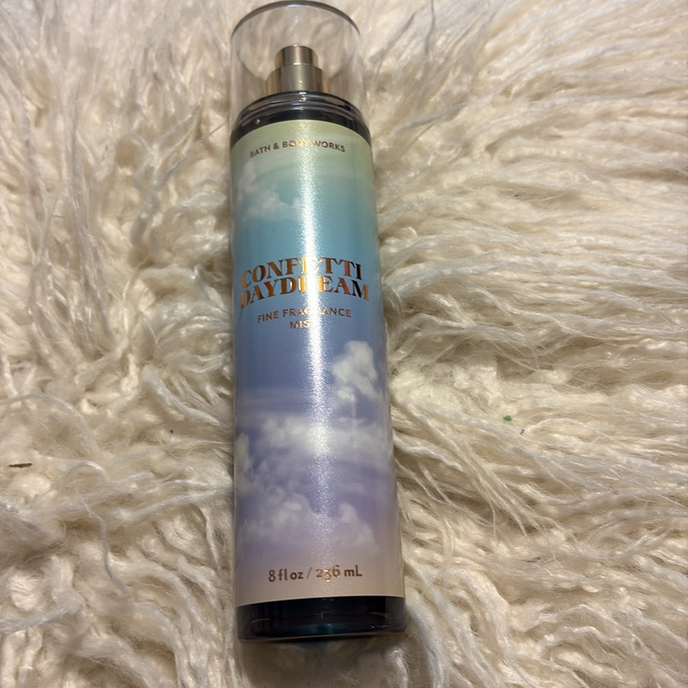 NWT! Bath and Body Works set! - Picture 7 of 8